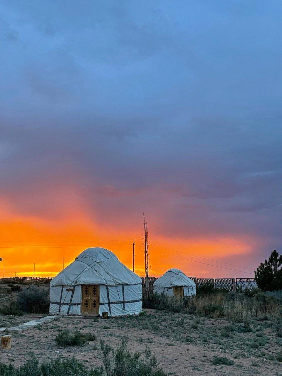 Agat Yurt Camp Bed and Breakfast Kaji-Say Buitenkant foto