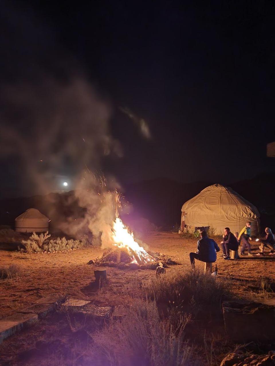 Agat Yurt Camp Bed and Breakfast Kaji-Say Buitenkant foto