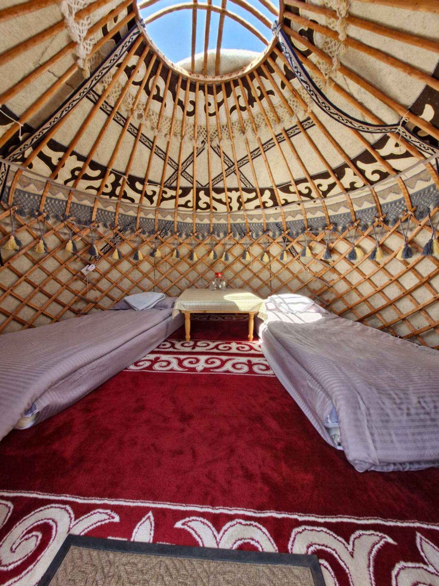 Agat Yurt Camp Bed and Breakfast Kaji-Say Buitenkant foto